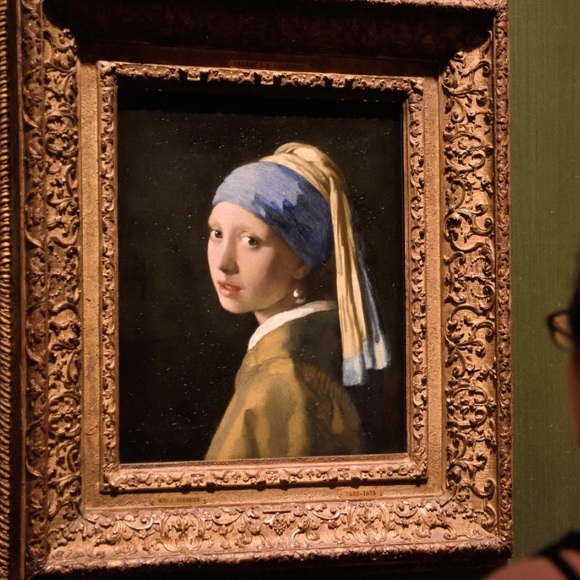 Vintage Earrings  Based on the painting “Girl With A Pearl Earring” - Picture 4 of 4